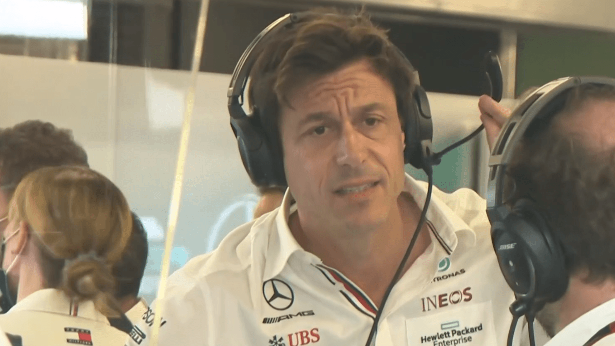 Toto Wolff: Der Mercedes-Motorsportchef verzweifelte in den letzten Sekunden des Rennens von Abu Dhabi.