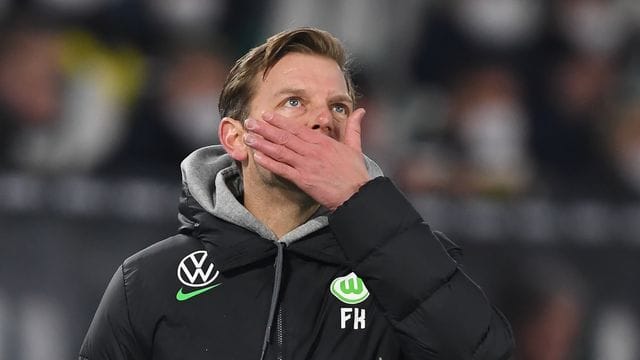 Will die Spieler des VfL Wolfsburg anspornen: Trainer Florian Kohfeldt. Will die Spieler des VfL Wolfsburg anspornen: Trainer Florian Kohfeldt.