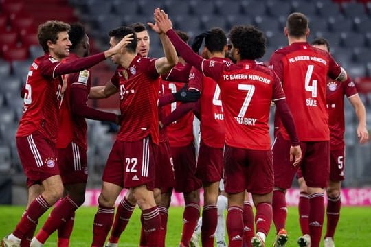 Die Bayern wollen in Stuttgart die Herbstmeisterschaft perfekt machen.