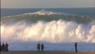 15-Meter-Monsterwellen in Portugal