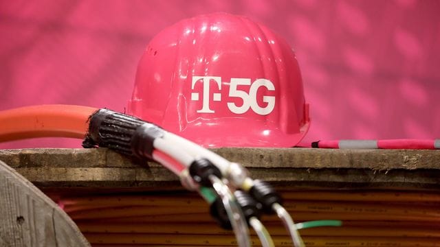 Beim Ausbau ihres 5G-Mobilfunknetzes kommt die Deutsche Telekom zügig voran.