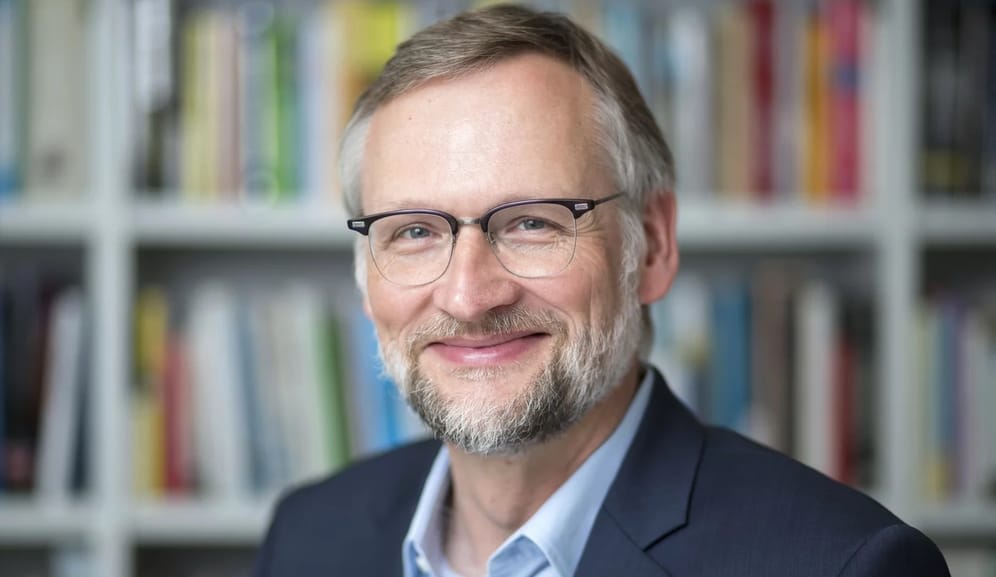 Prof. Dr. Ralph Hertwig: Er ist Psychologe und Direktor des Max-Planck-Instituts für Bildungsforschung.