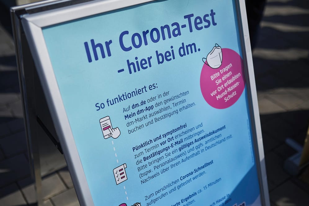 Corona-Test: Bei dm können sich Bürgerinnen und Bürger wieder auf Covid-19 testen lassen.