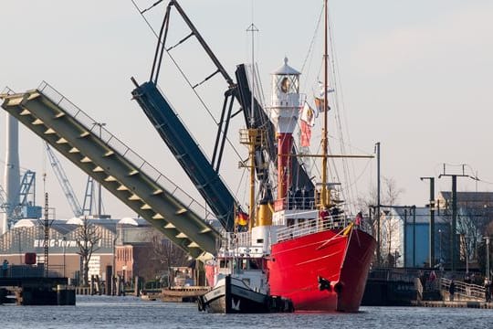 Weitere Eisenbahnbrücke für Emder Binnenhafen gefordert