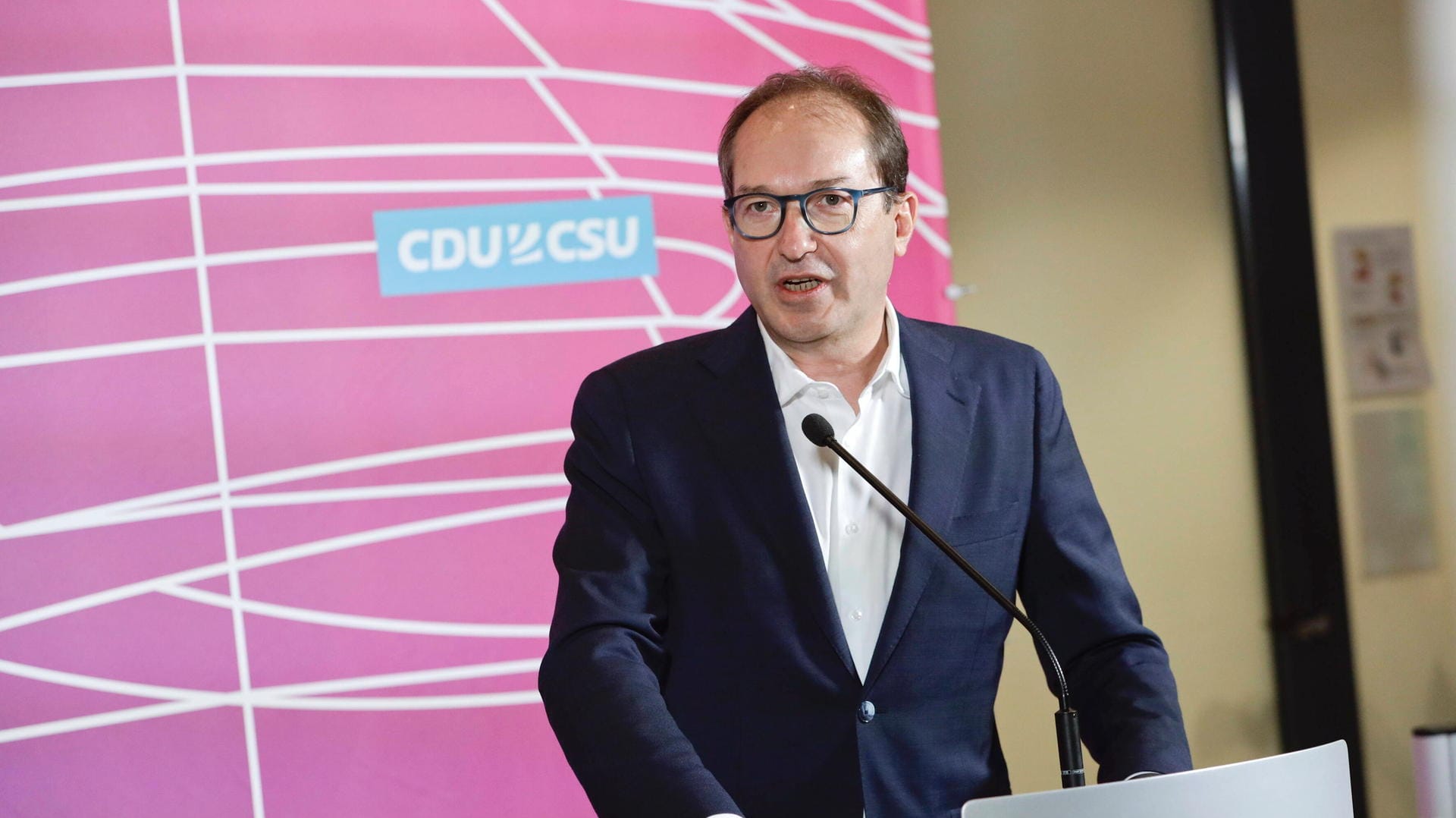 Alexander Dobrindt: "Die Prosa stimmt, aber der Plan, der verstimmt", sagte der CSU-Landesgruppenchef nach der Regierungserklärung.