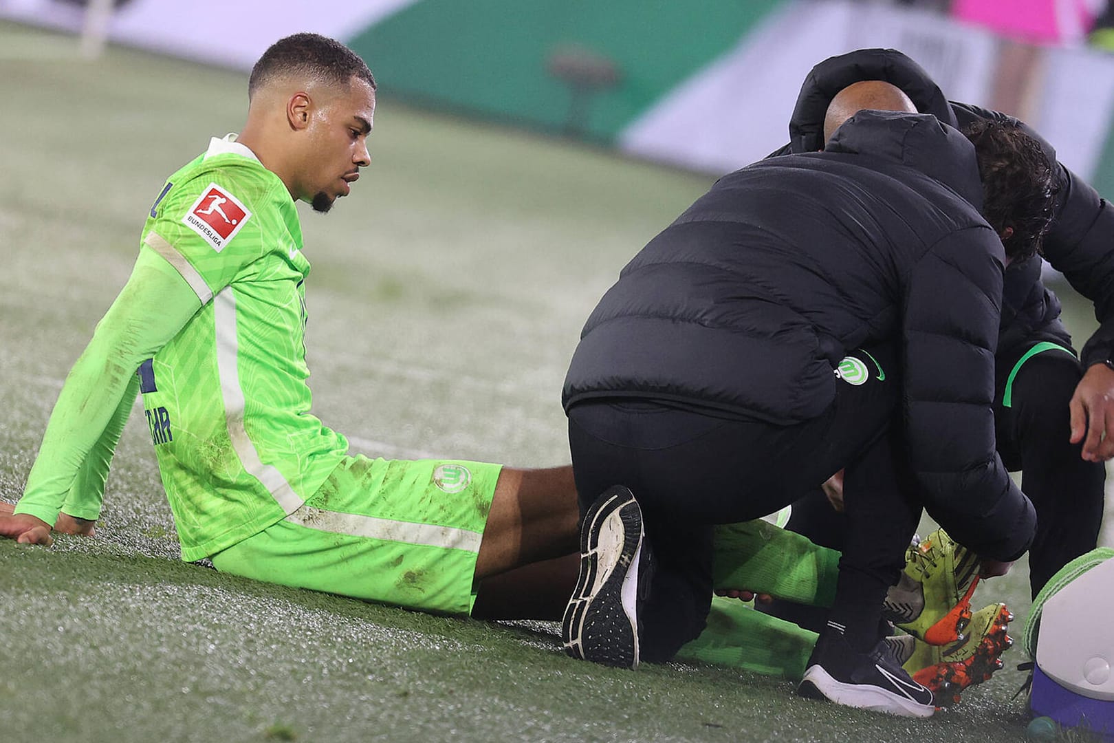 Wird dem VfL über mehrere Wochen nicht zur Verfügung stehen: Stürmer Lukas Nmecha.
