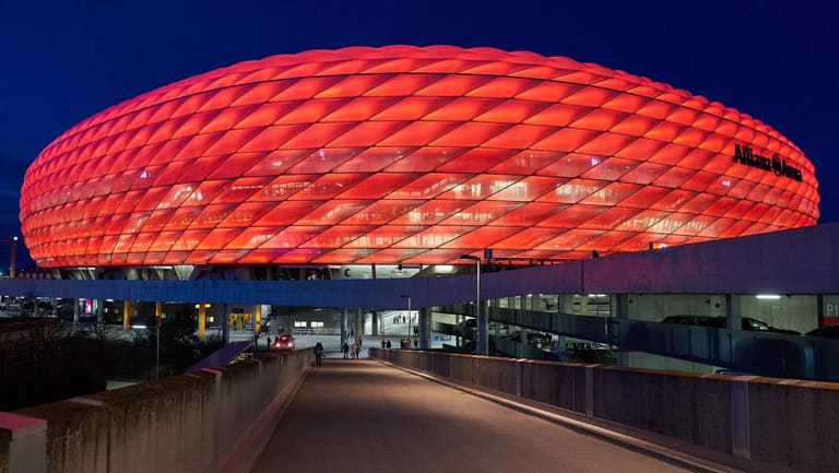 Die Allianz Arena in Fröttmaning: Hier könnte zukünftig nicht nur der FC Bayern sein Zuhause haben.