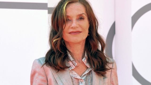 Auf der Berlinale 2022 wird unter anderem der neue Film mit der französischen Schauspielerin Schauspielerin Isabelle Huppert gezeigt.