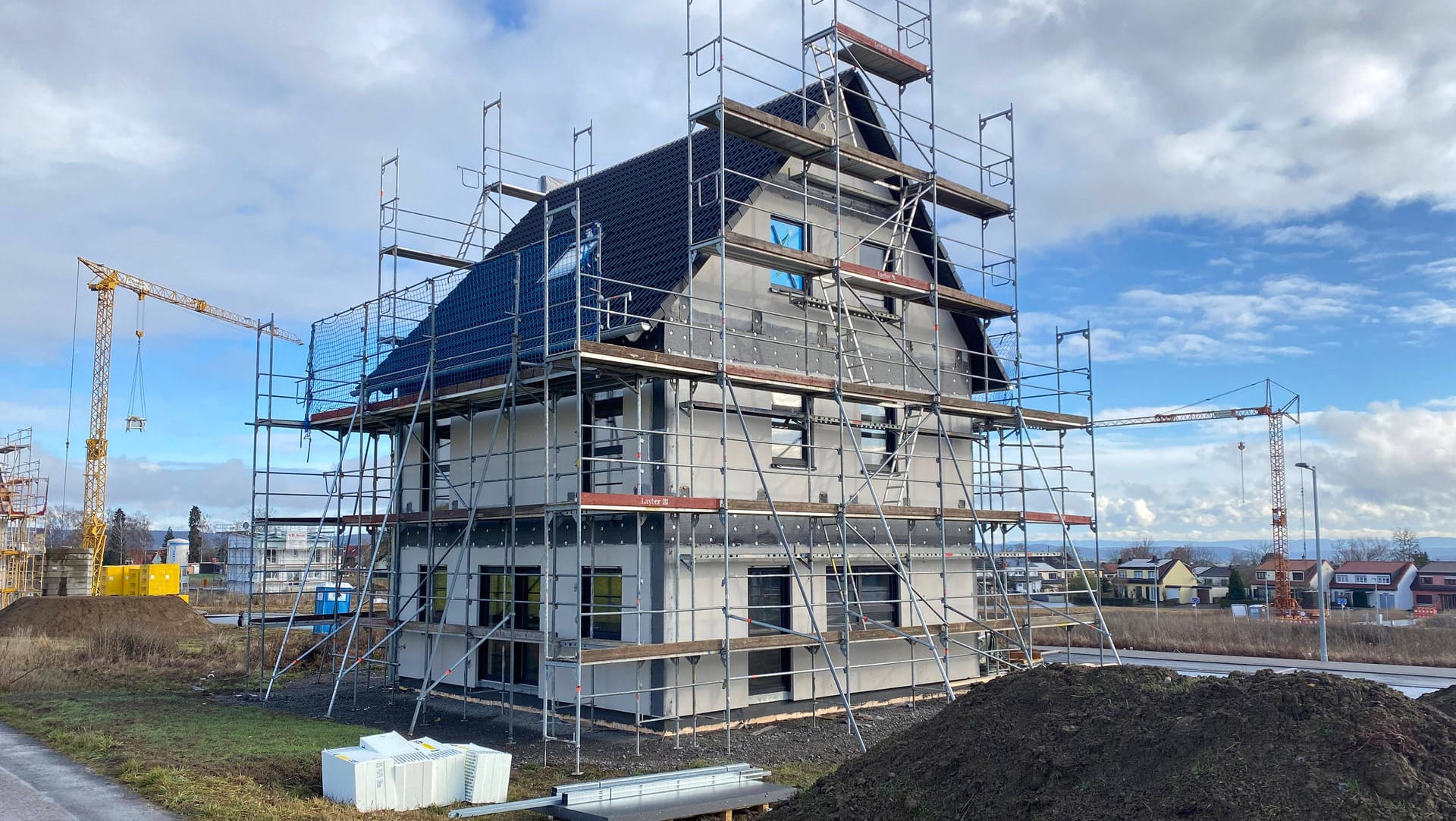 Baustelle eines Einfamilienhauses in Baden-Württemberg (Symbolbild): Die Pläne der EU-Kommission sollen den Gebäudesektor in allen 27 Mitgliedsstaaten umkrempeln.