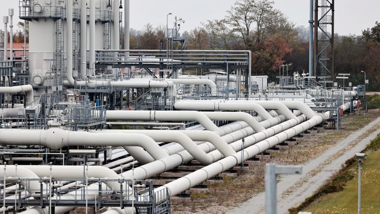 Gas-Pipelines: Der Gesetzesvorschlag sieht Maßnahmen vor, um Methanemissionen in der Öl-, Gas- und Kohleindustrie zu vermeiden.