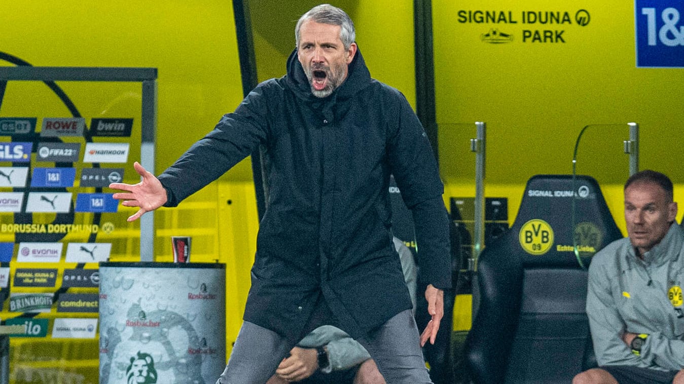 Nagelt gegen den Nagler: BVB-Trainer Marco Rose.