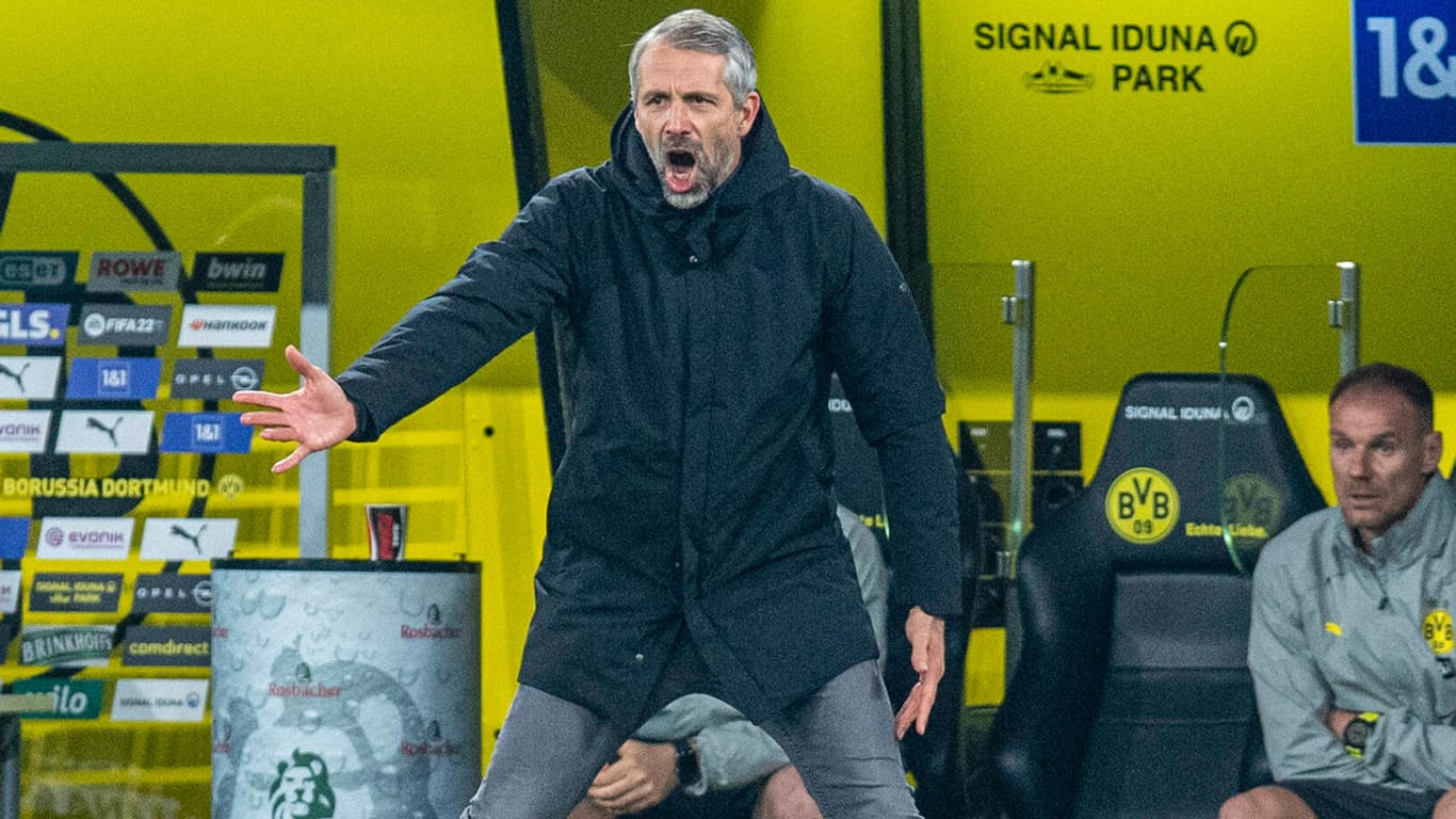 Nagelt gegen den Nagler: BVB-Trainer Marco Rose.