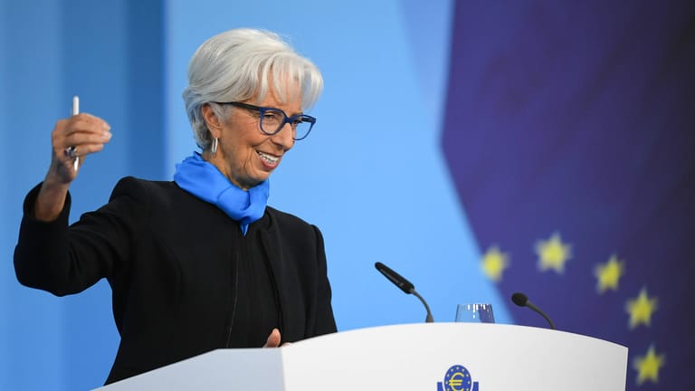 Die Präsidentin der Europäischen Zentralbank, Christine Lagarde (Archivbild): Die Währungshüter wollen das Corona-Nothilfeprogramm schrittweise auslaufen lassen.