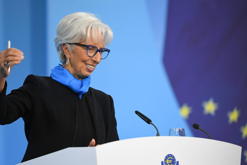 Die Präsidentin der Europäischen Zentralbank, Christine Lagarde (Archivbild): Die Währungshüter wollen das Corona-Nothilfeprogramm schrittweise auslaufen lassen.