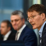 Gesundheitsminister Karl Lauterbach (SPD): "Derzeit verhandle ich mit Rumänien, Polen, Portugal und Bulgarien über die Lieferung weiterer Dosen".