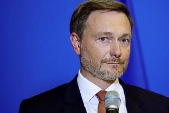 Christian Lindner beim Besuch in Frankreich: Der Finanzminister will auch nach 2023 die FDP führen.