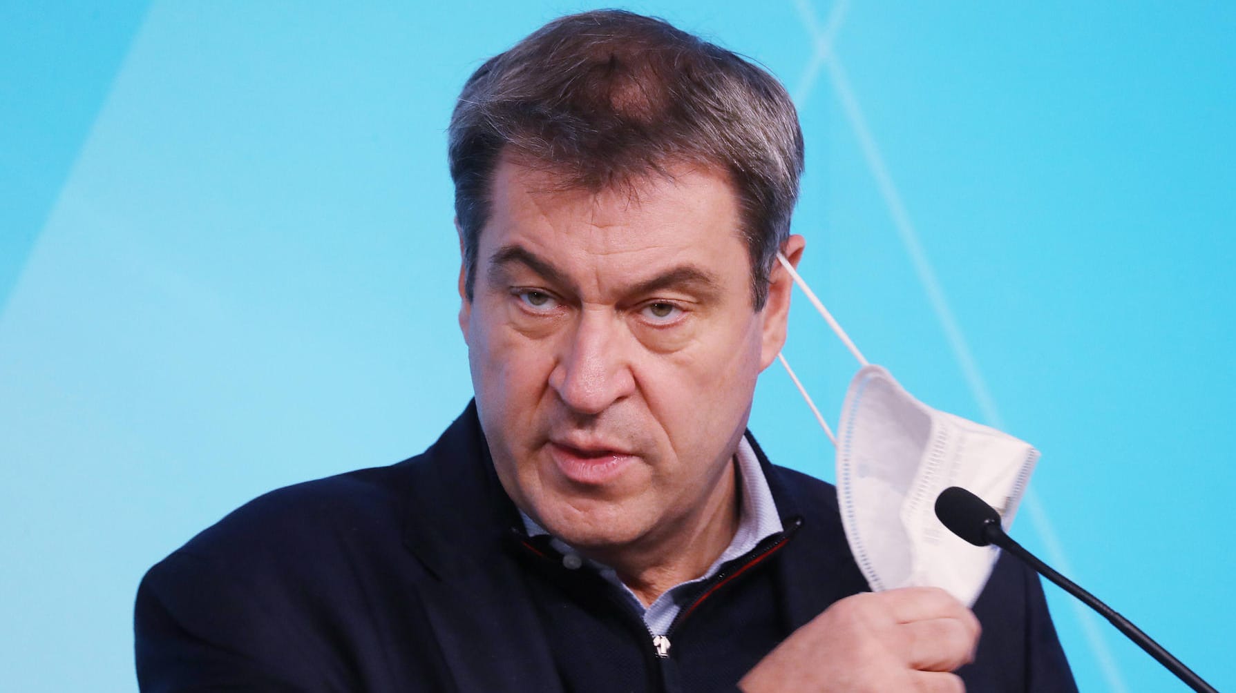 Markus Söder: Nur noch jeder zweite Bayer ist mit seiner Arbeit als bayerischer Ministerpräsident zufrieden. Markus Söder: Nur noch jeder zweite Bayer ist mit seiner Arbeit als bayerischer Ministerpräsident zufrieden.