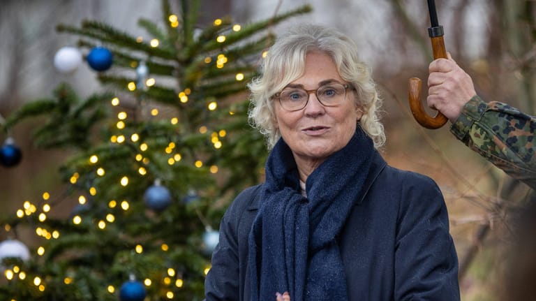 Christine Lambrecht: Die Verteidigungsministerin tritt ihre erste Auslandsreise an.