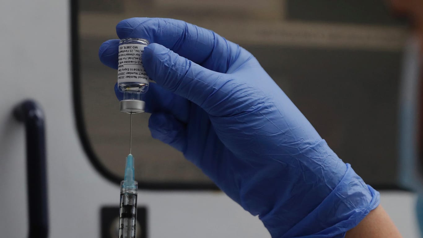 Corona-Impfstoff von Novavax: 2022 sollen weitere Mittel gegen Covid-19 auf den Markt kommen.