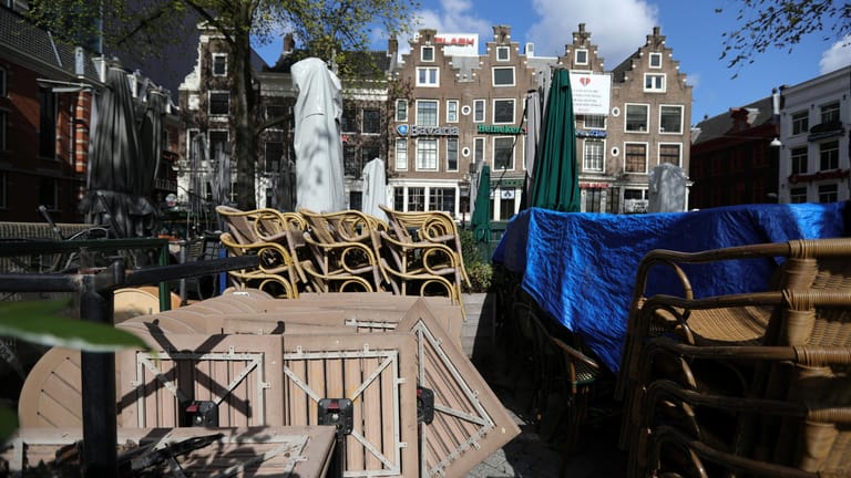 Ein Amsterdamer Restaurant in Zwangspause (Archiv): Die Niederlande sind wieder im Lockdown.