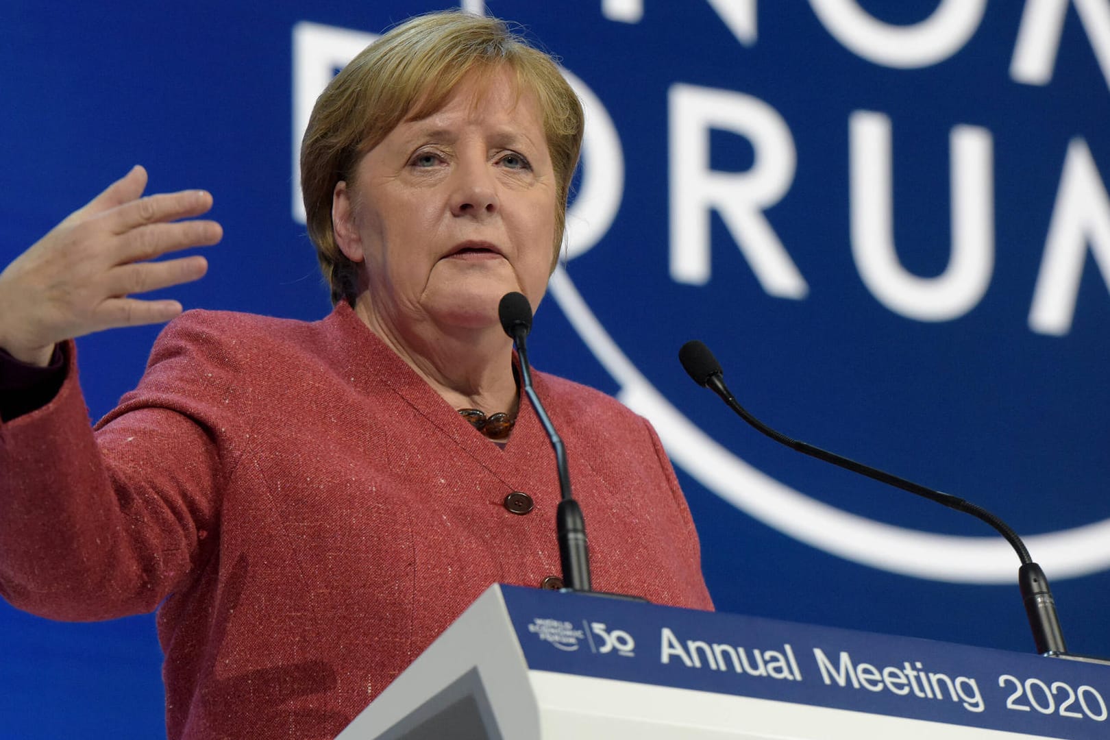 Die frühere Bundeskanzlerin Angela Merkel im Januar 2020 auf dem Weltwirtschaftsforum in Davos. Die frühere Bundeskanzlerin Angela Merkel im Januar 2020 auf dem Weltwirtschaftsforum in Davos.