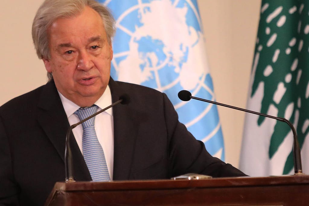 Antonio Guterres in Beirut: Der UN-Generalsekretär ruft die internationale Staatengemeinschaft zur Hilfe für Libanon auf.