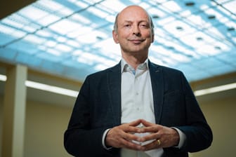 Dr. Johannes Nießen, Leiter des Kölner Gesundheitsamtes: "Wir zählen auch auf die Mithilfe der Kölnerinnen und Kölner."