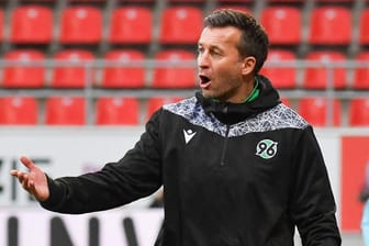 Christoph Dabrowski: Die Interimslösung bleibt als Cheftrainer bei Zweitligist Hannover 96.