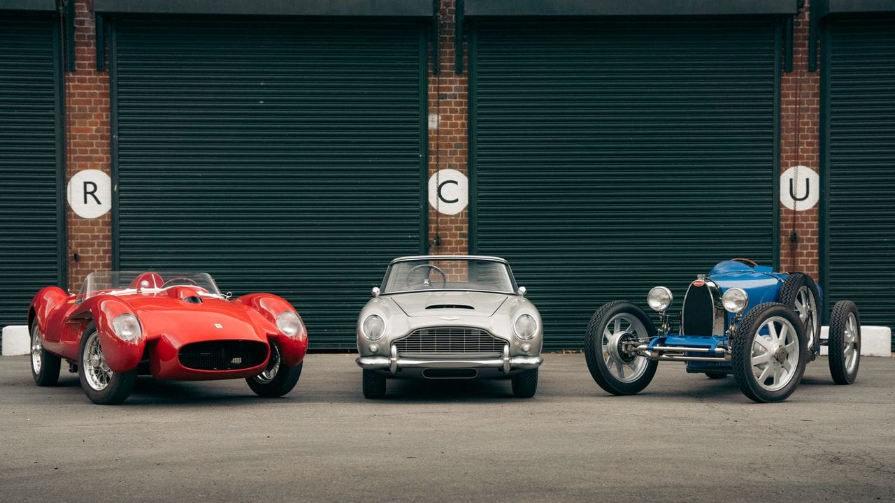 Davon können die meisten Kinder nur träumen: Aston Martin, Ferrari und Bugatti als Miniaturausgabe. Davon können die meisten Kinder nur träumen: Aston Martin, Ferrari und Bugatti als Miniaturausgabe.