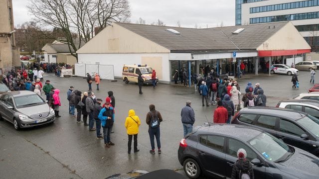 Auch zwischen Weihnachten und Silvester sollen viele Spritzen gesetzt werden.