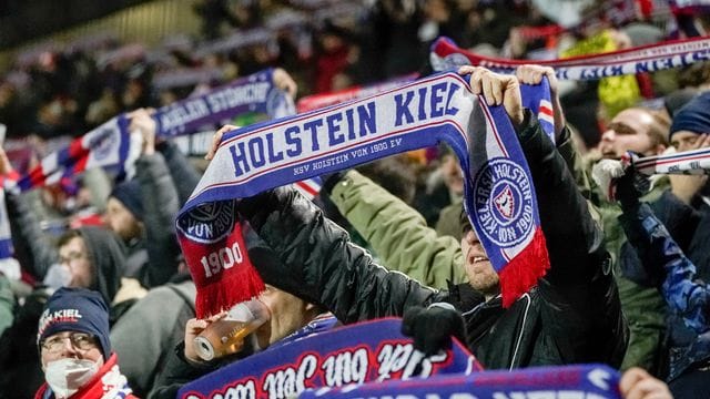 Holstein Kiel Fans