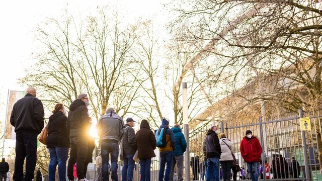 Coronavirus - Impfaktion im Stadion von Hannover 96