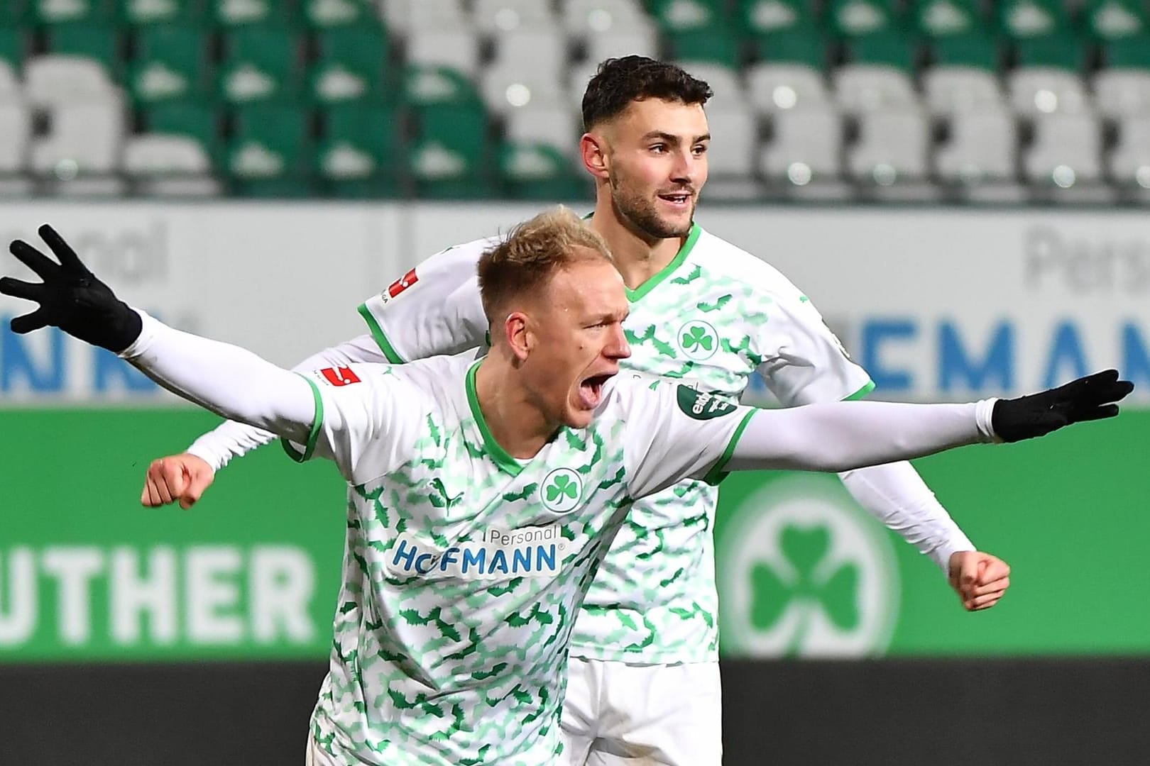 Durchatmen: Havard Nielsen und sein Team aus Fürth sind zwar Tabellenletzter in der Bundesliga, aber es gibt schwächere Erstligisten.
