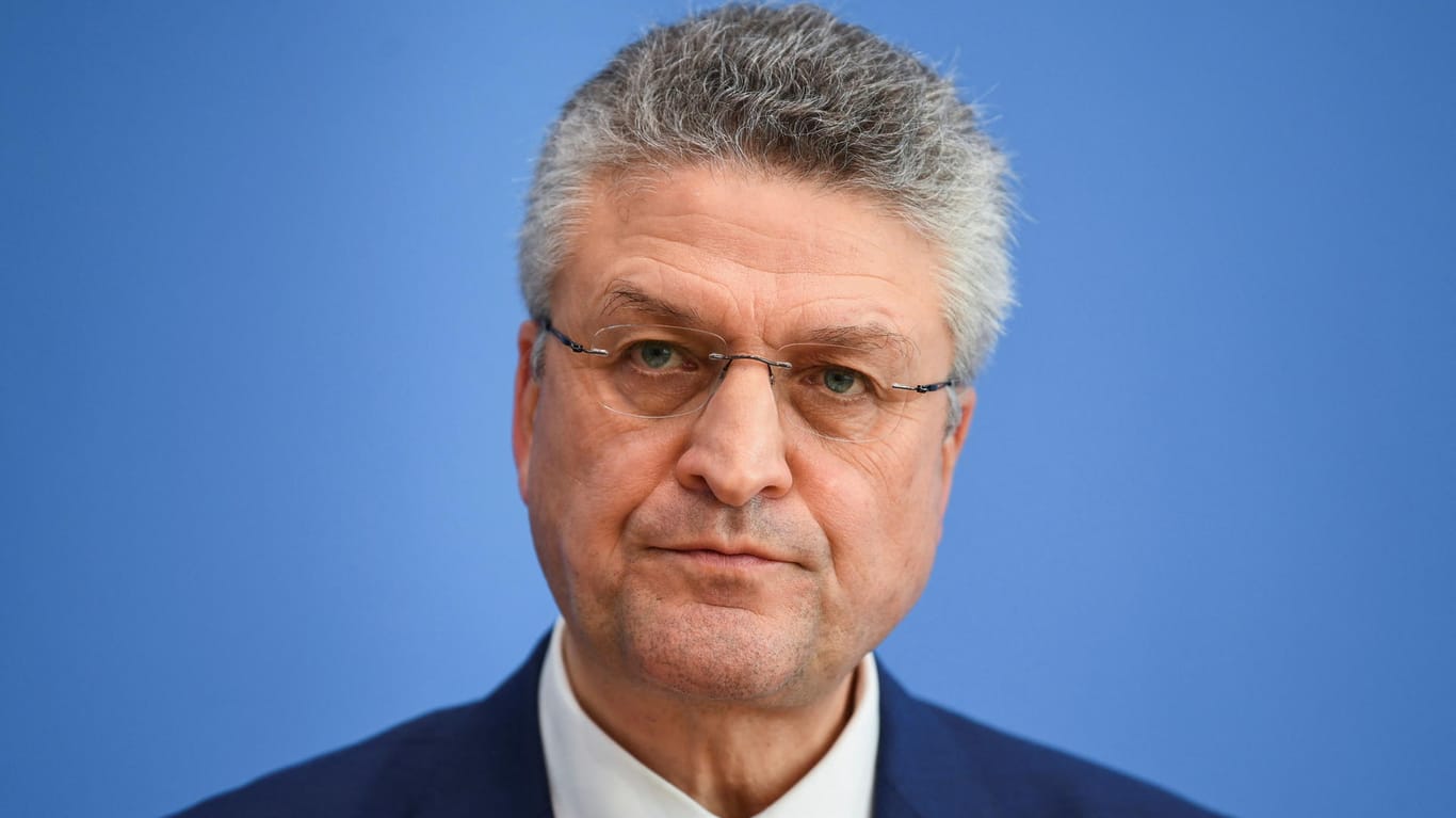 Lothar Wieler: Der RKI-Chef wird wegen einer Veröffentlichung vor dem Corona-Gipfel scharf kritisiert.