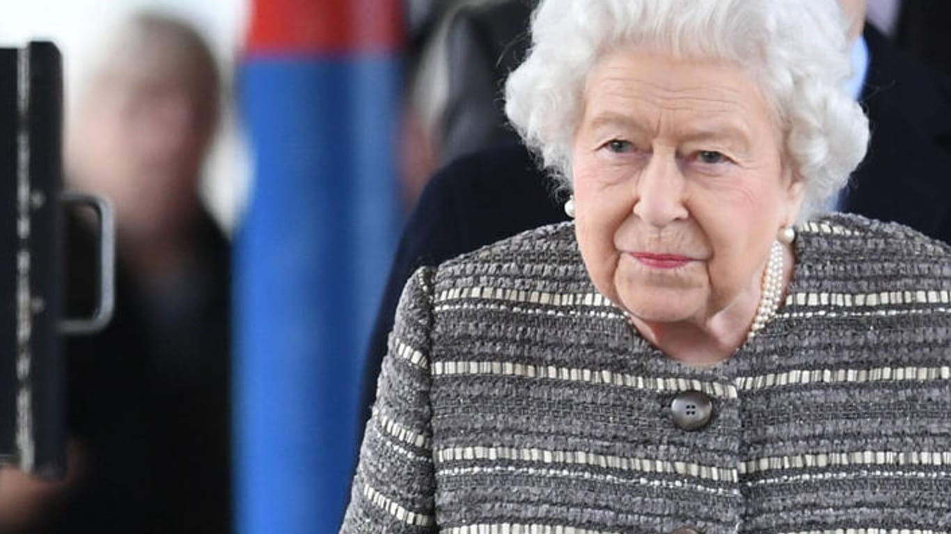 Queen Elizabeth II.: Sie wird an Weihnachten doch Gesellschaft haben.