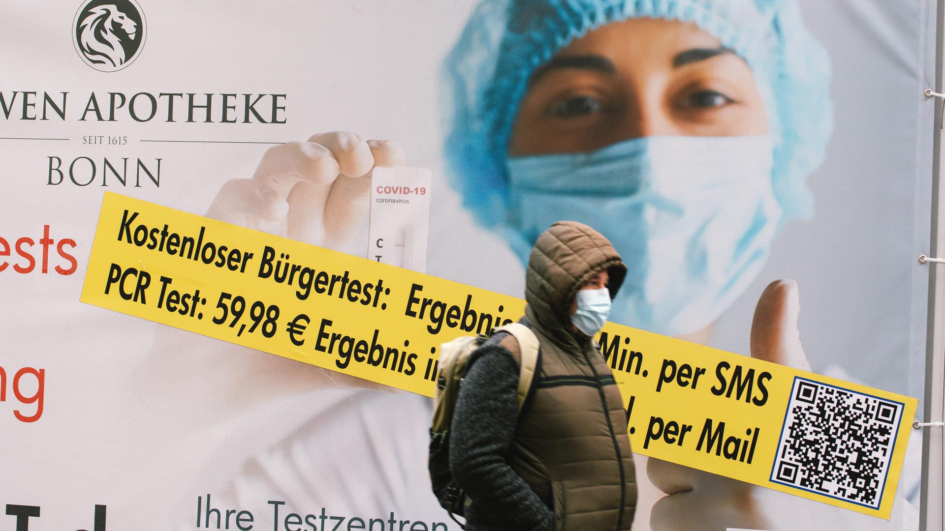 Werbung für Covid-Tests: Der Inzidenzwert ist erneut gesunken.