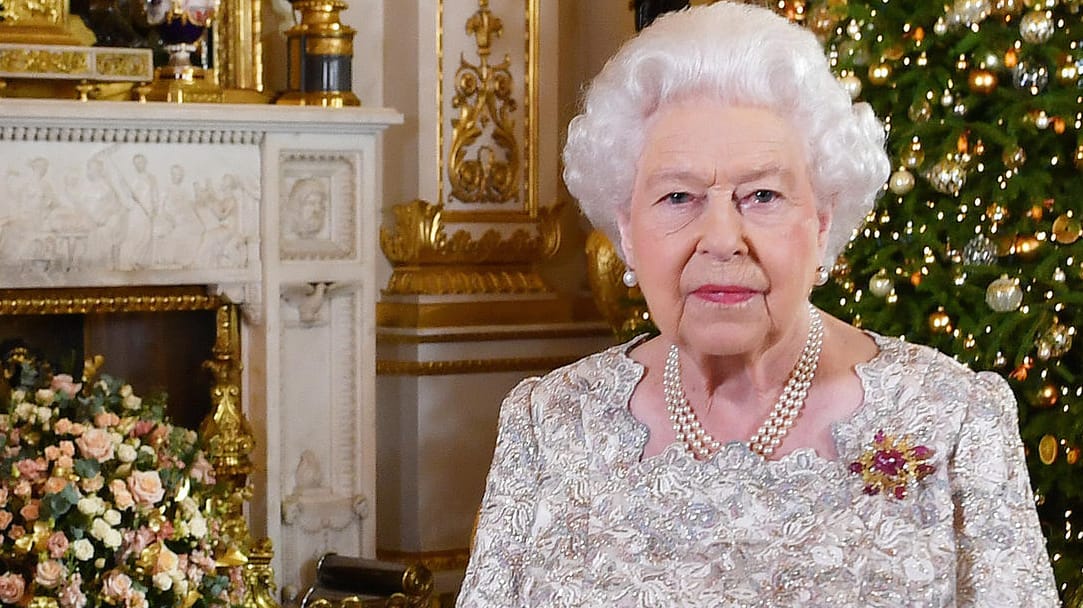 Queen Elizabeth II.: An Weihnachten setzt die Königin auch kulinarisch auf Traditionen. Queen Elizabeth II.: An Weihnachten setzt die Königin auch kulinarisch auf Traditionen.