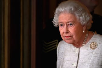 Queen Elizabeth II: Seit Jahrzehnten muss sie Weihnachten erstmals ohne Prinz Philip feiern.