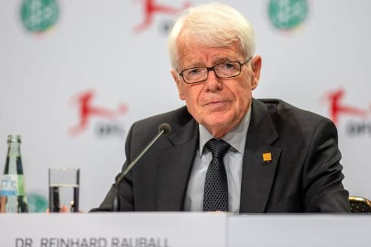 Reinhard Rauball wird 75 Jahre alt.