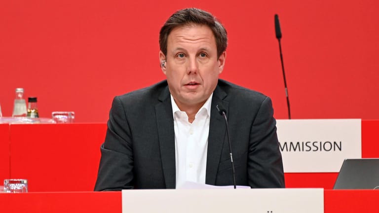 Thomas Losse-Müller möchte Daniel Günther als Ministerpräsident in Schleswig-Holstein ablösen.