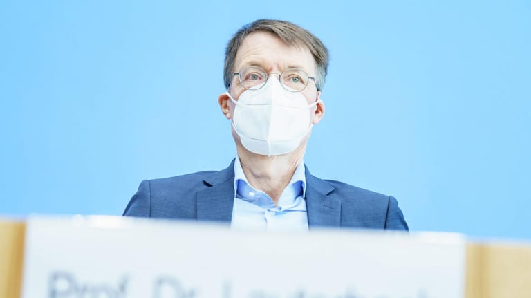 SPD-Gesundheitsminister Lauterbach (Archivfoto): Bei den Karnevalisten hat der Kölner einen schweren Stand.