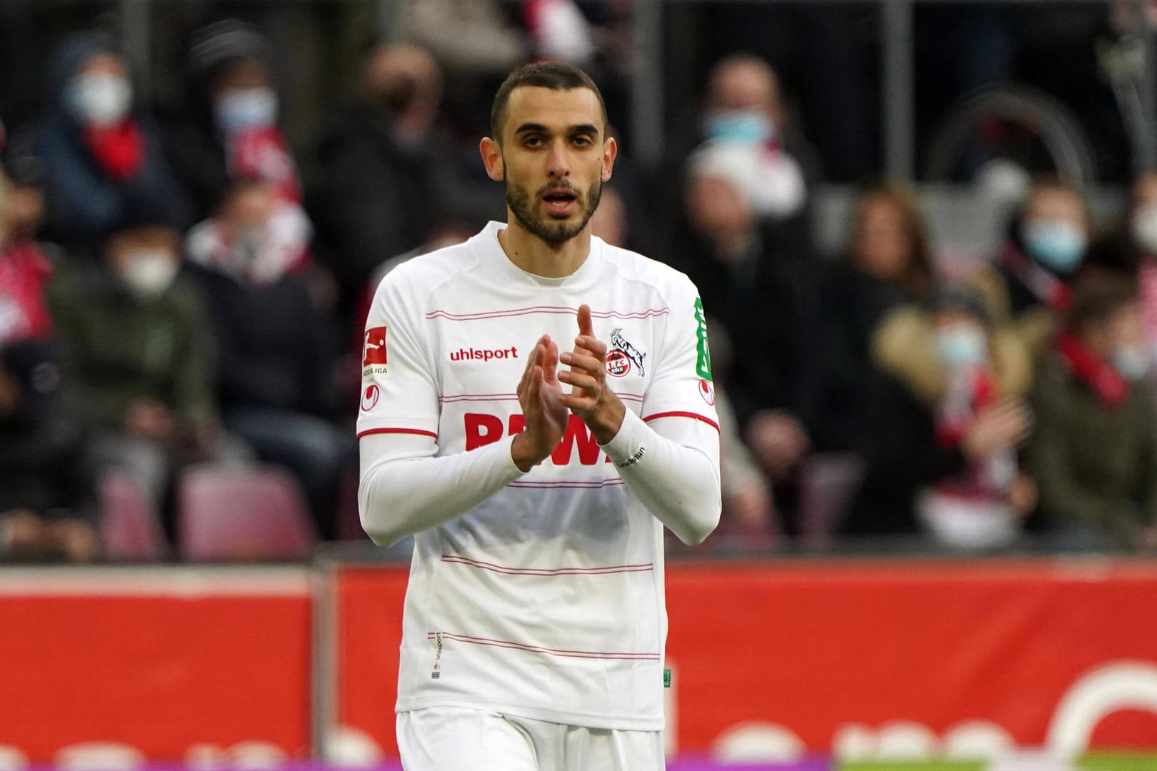 Ellyes Skhiri beim Spiel gegen Borussia Mönchengladbach Ende November: Wird der 1. FC Köln mit einem Weggang des Mittelfeldspielers seine leeren Kassen etwas füllen?