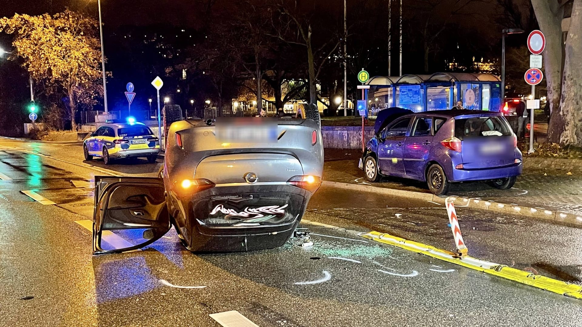 Unfall in Stuttgart: Der Pizzabote wurde bei dem Unfall leicht verletzt.