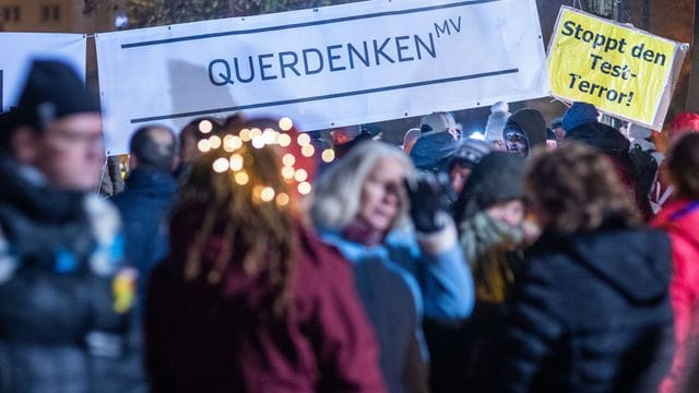 "Querdenken"-Bewegung "Querdenken"-Bewegung