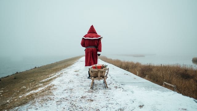 Da geht er hin - der Weihnachtsmann.