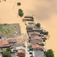 Überflutungen in Bahia am 13.12.: Seit Wochen kommt es in dem Gebiet zu schweren Überschwemmungen.