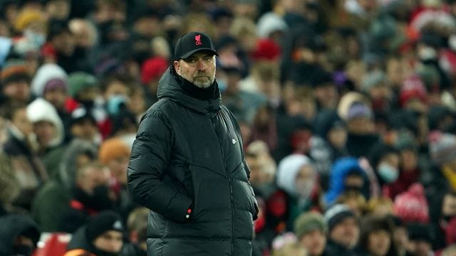 Für Coach Jürgen Klopp und seine Liverpooler steht am Dienstag ein Auswärtsspiel bei Leicester City an.