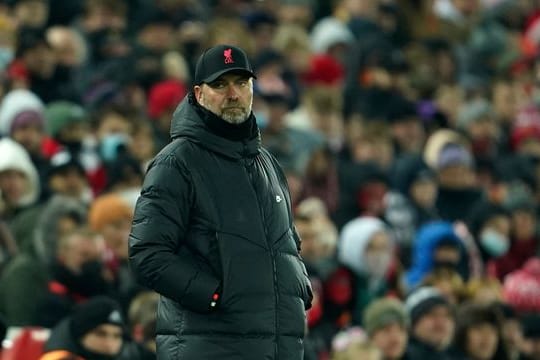 Für Coach Jürgen Klopp und seine Liverpooler steht am Dienstag ein Auswärtsspiel bei Leicester City an.