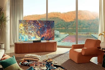 Technik-Deals nach Weihnachten: Sichern Sie sich einen "gut" getesteten 4K-Fernseher von Samsung zum Tiefpreis bei Amazon.