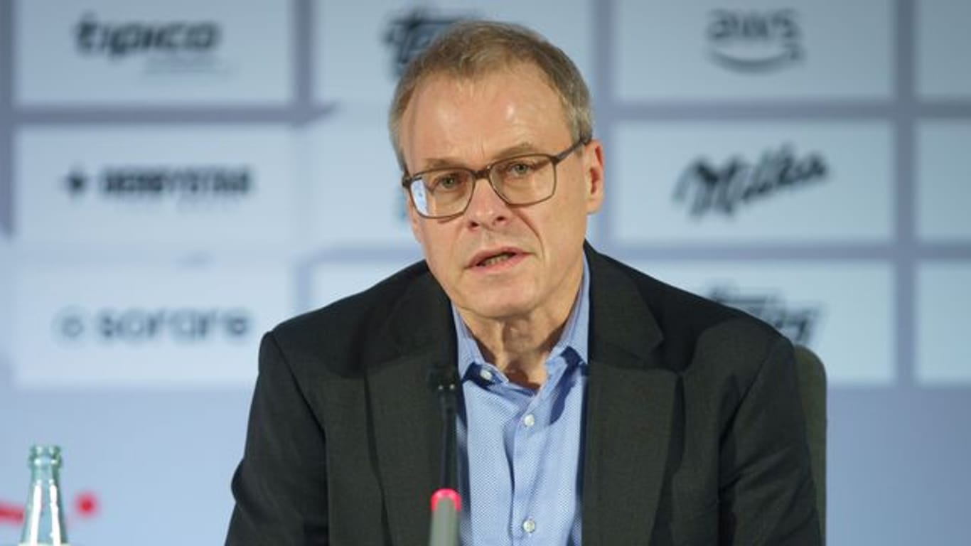 Der scheidende Aufsichtsratsvorsitzende der DFL, Peter Peters, möchte einen Wandel beim DFB herbeiführen.